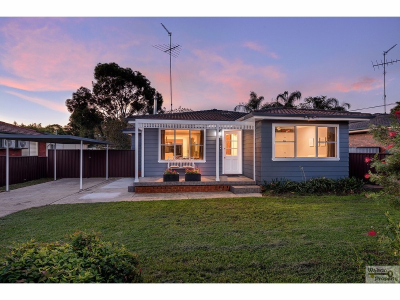 42 Holborrow Avenue, Hobartville NSW 2753