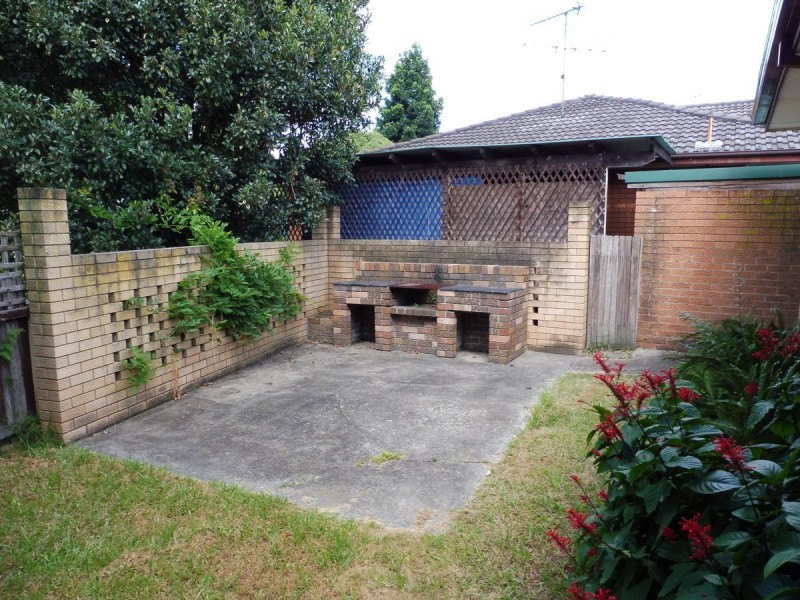 8 Tarragen Avenue, Hobartville NSW 2753