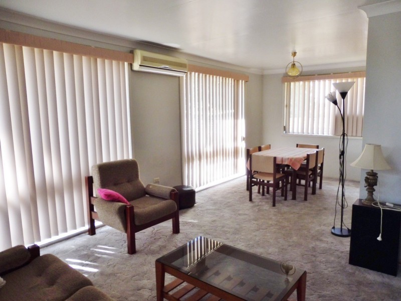 8 Tarragen Avenue, Hobartville NSW 2753