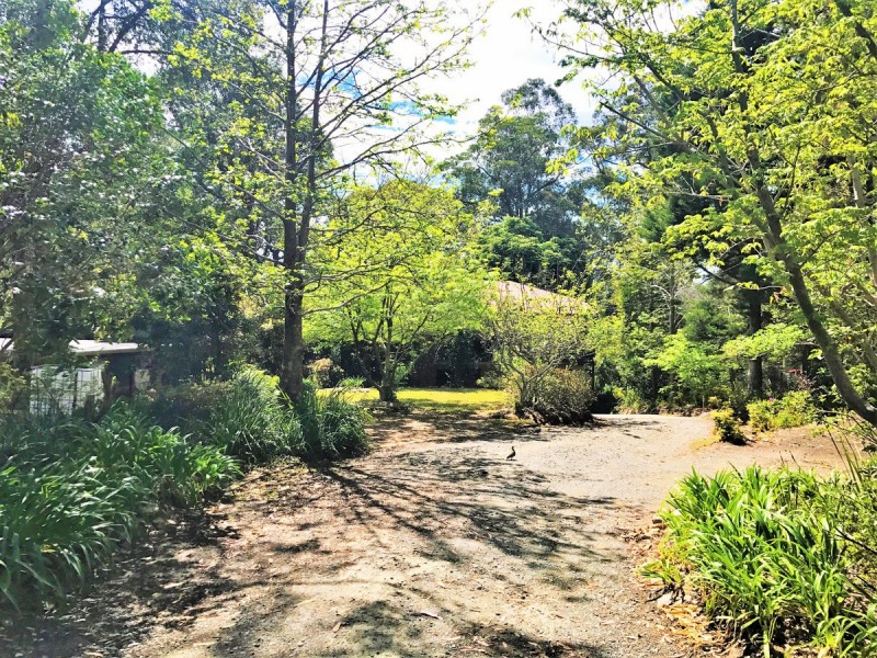 235 Lieutenant Bowen Drive, Bowen Mountain NSW 2753