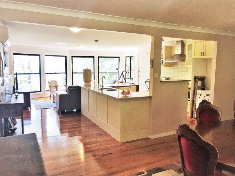 235 Lieutenant Bowen Drive, Bowen Mountain NSW 2753