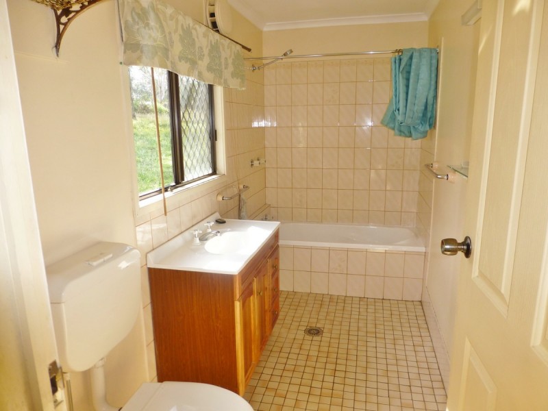 111 Boundary Road, Glossodia NSW 2756