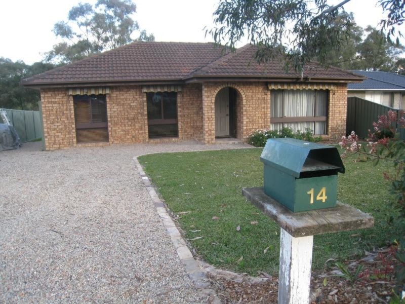 14 Carmen Place, Freemans Reach NSW 2756