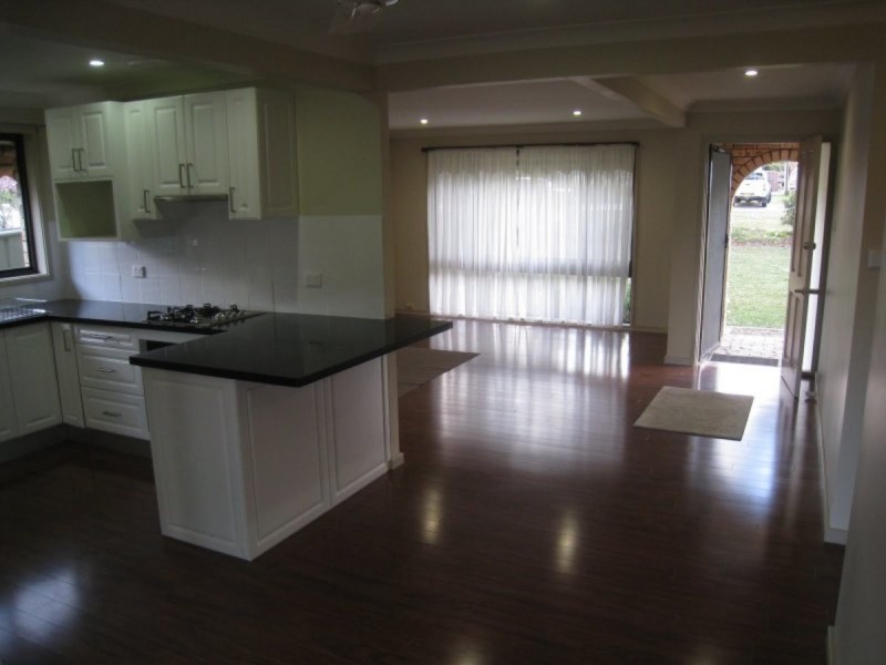 14 Carmen Place, Freemans Reach NSW 2756