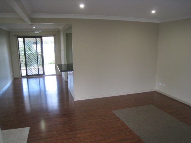 14 Carmen Place, Freemans Reach NSW 2756