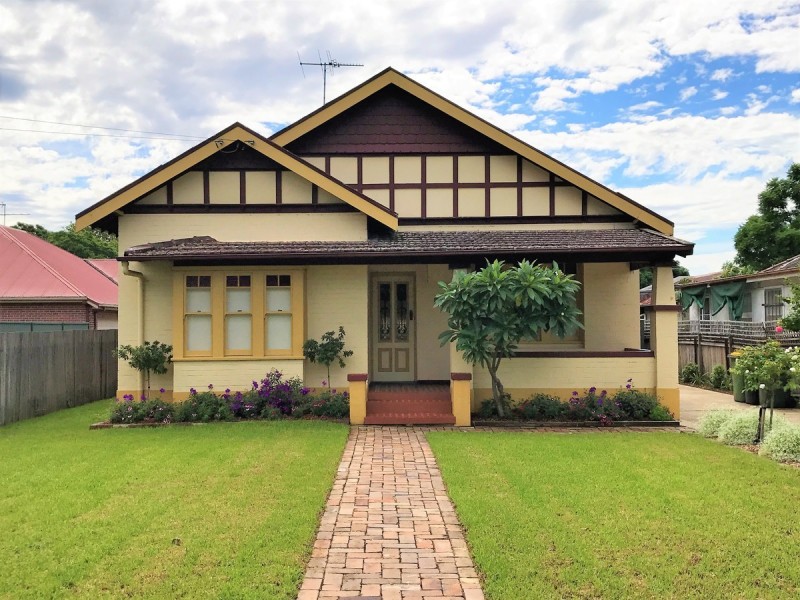 323 Windsor Street, Richmond NSW 2753