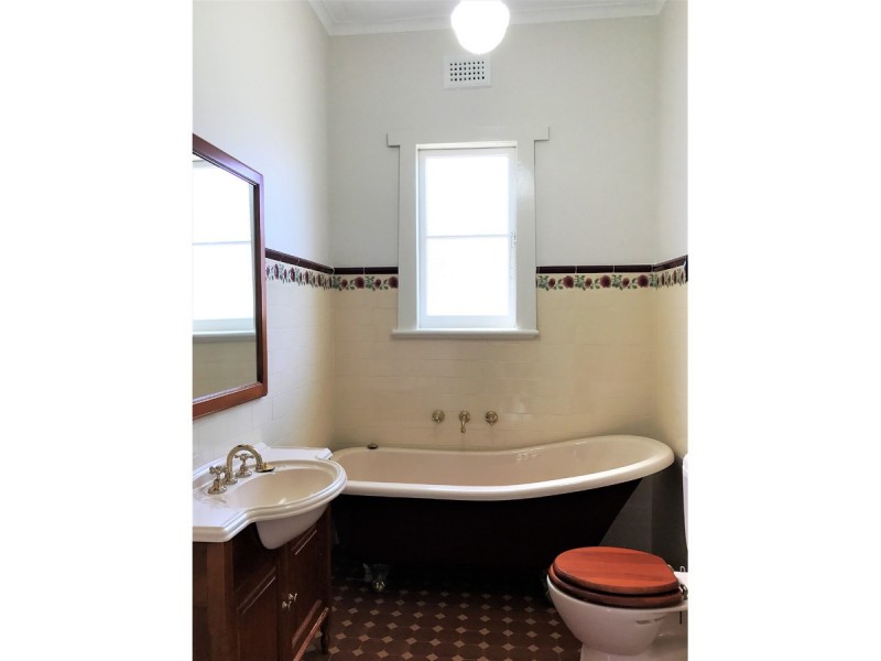 323 Windsor Street, Richmond NSW 2753