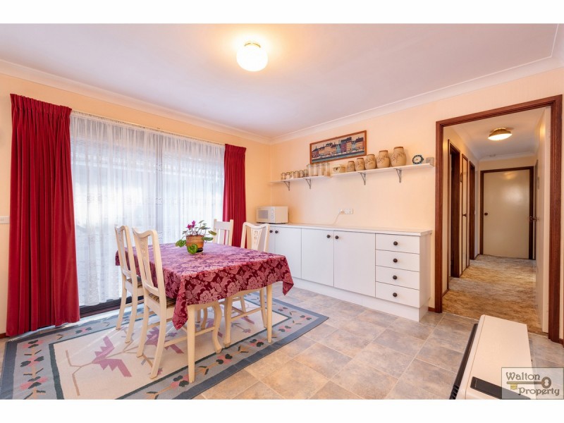 16 Lakeshore Parade, Sussex Inlet NSW 2540