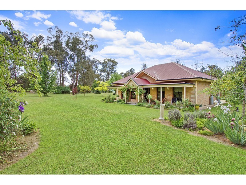 41 Mount Haven Way, Meadow Flat NSW 2795