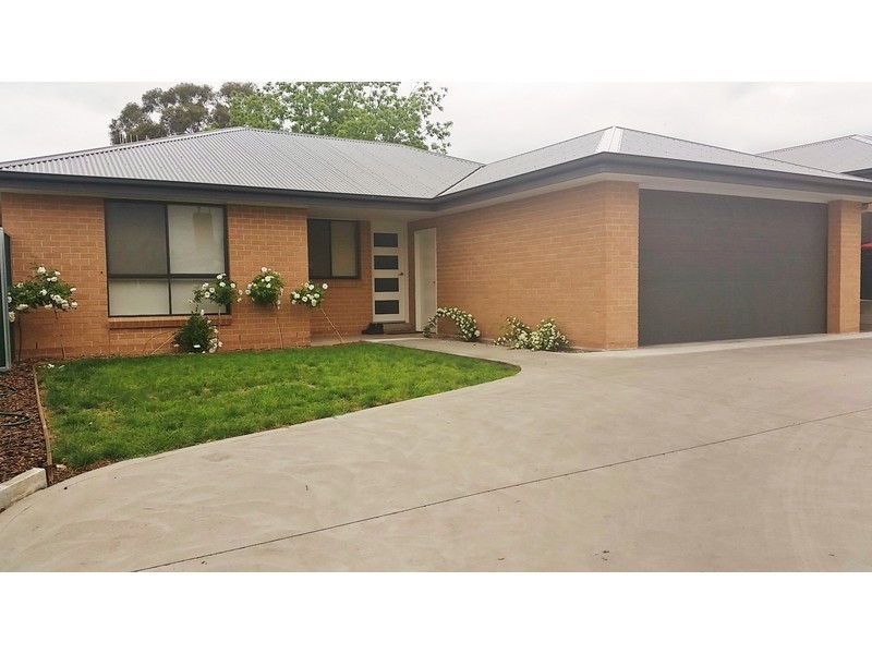 38a Esrom Street, Bathurst NSW 2795