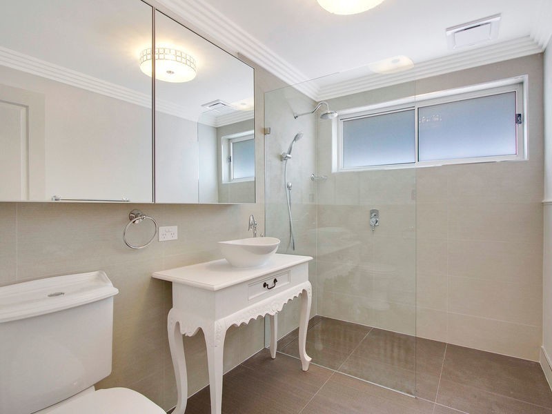 8 Central Street, Wentworth Falls NSW 2782