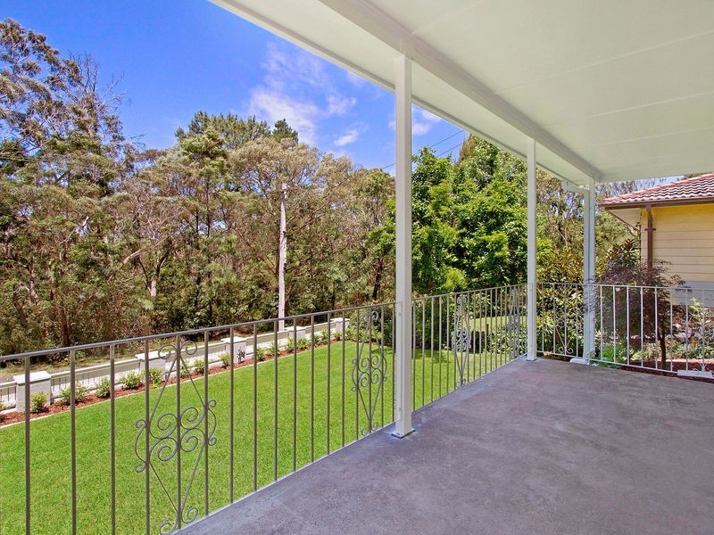 8 Central Street, Wentworth Falls NSW 2782