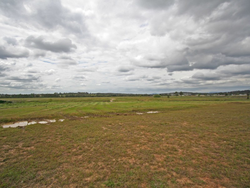 64 Wine Country Drive, Nulkaba NSW 2325