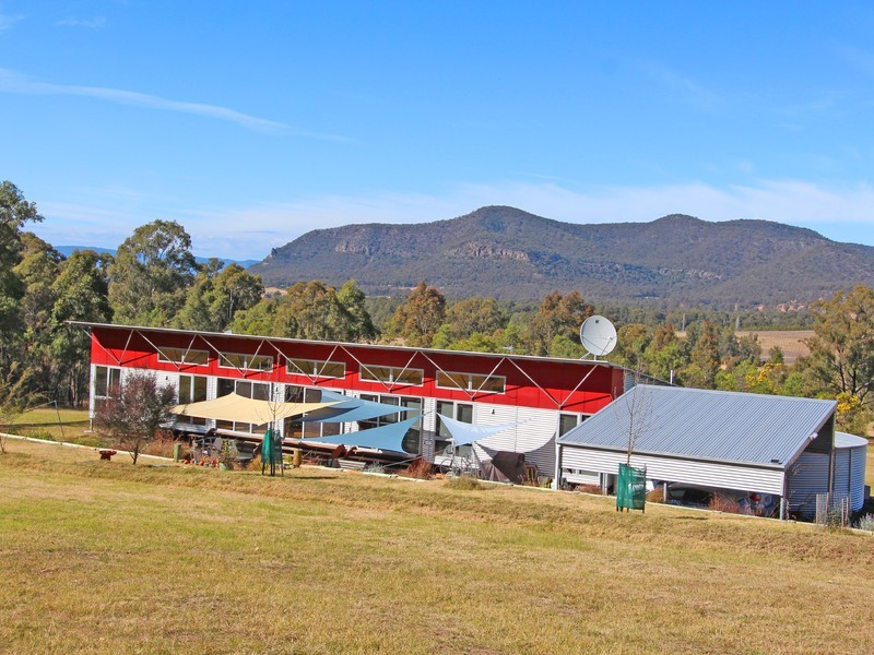 204 Thompsons Road, Milbrodale NSW 2330