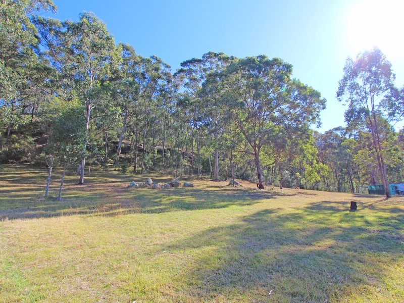 204 Thompsons Road, Milbrodale NSW 2330