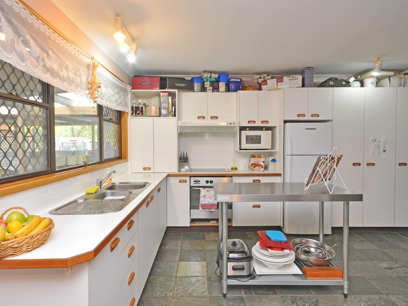 13 Camellia Close, Cessnock NSW 2325