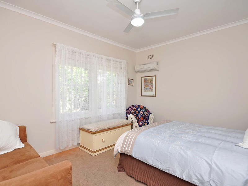 13 Camellia Close, Cessnock NSW 2325