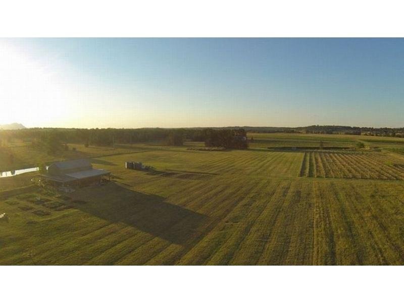 386 Wilderness Road, Lovedale NSW 2325