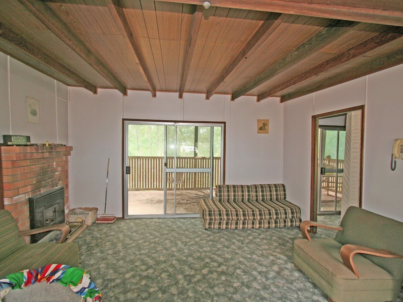 5 Budd Road, Cedar Creek NSW 2325