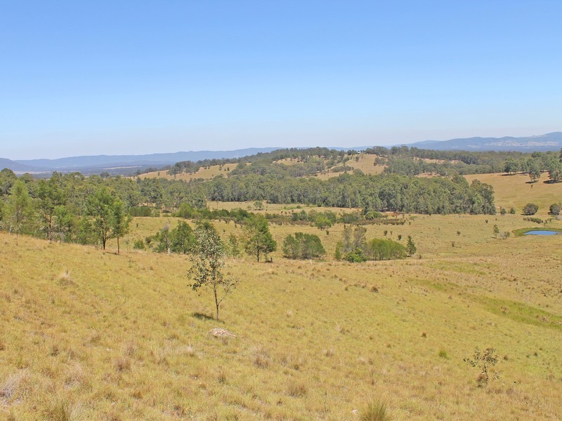 324 Wollong Road, Quorrobolong NSW 2325