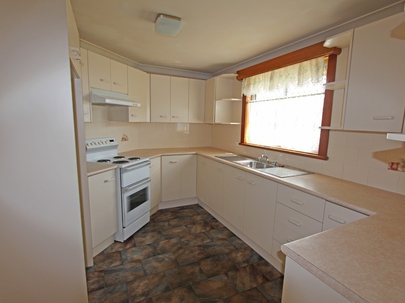 8 Miller Street, Cessnock NSW 2325