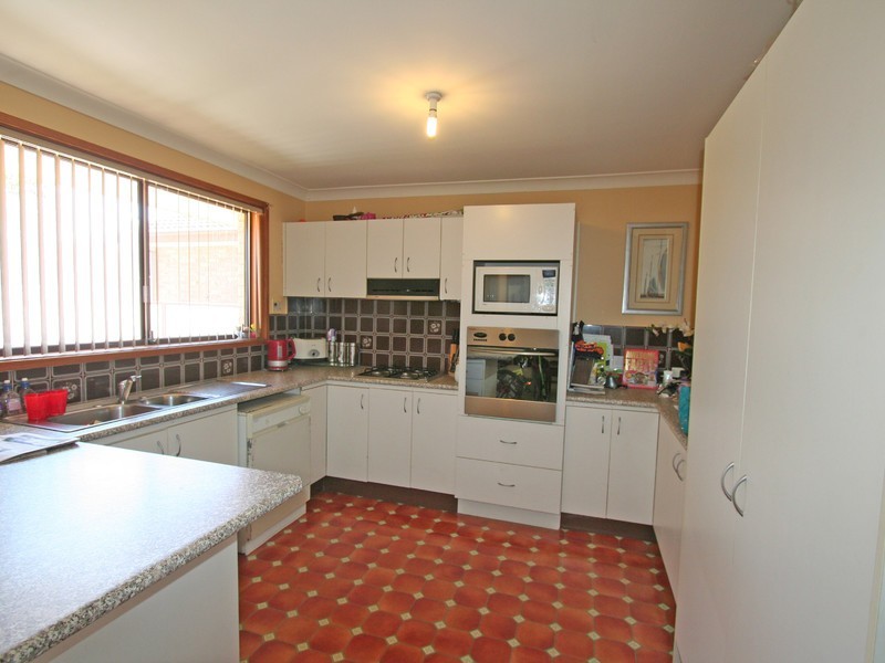 8 Comerford Close, Aberdare NSW 2325