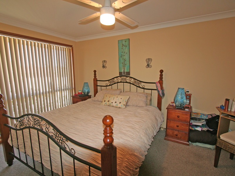 8 Comerford Close, Aberdare NSW 2325