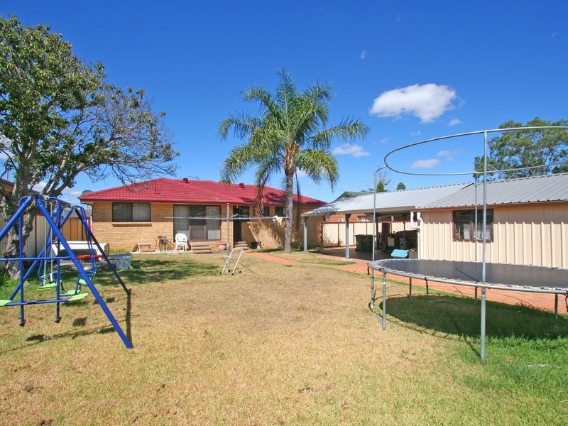 8 Comerford Close, Aberdare NSW 2325