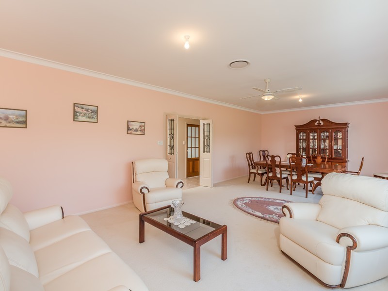 7 Jacaranda Grove, Elrington NSW 2325