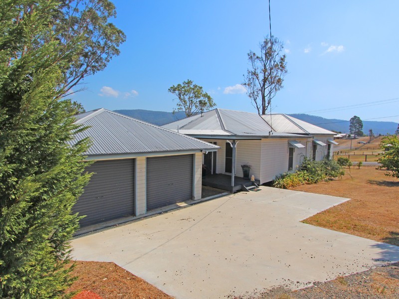 43 Walmsley Street, Millfield NSW 2325