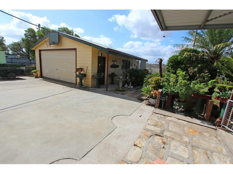 38 Anzac Avenue, Cessnock NSW 2325