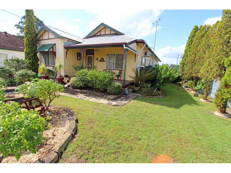 38 Anzac Avenue, Cessnock NSW 2325