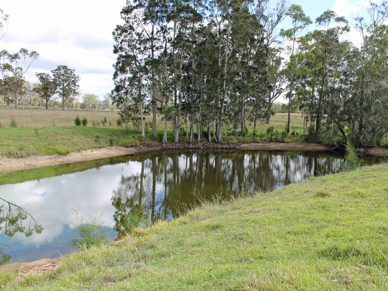 995 Sandy Creek Road, Quorrobolong NSW 2325