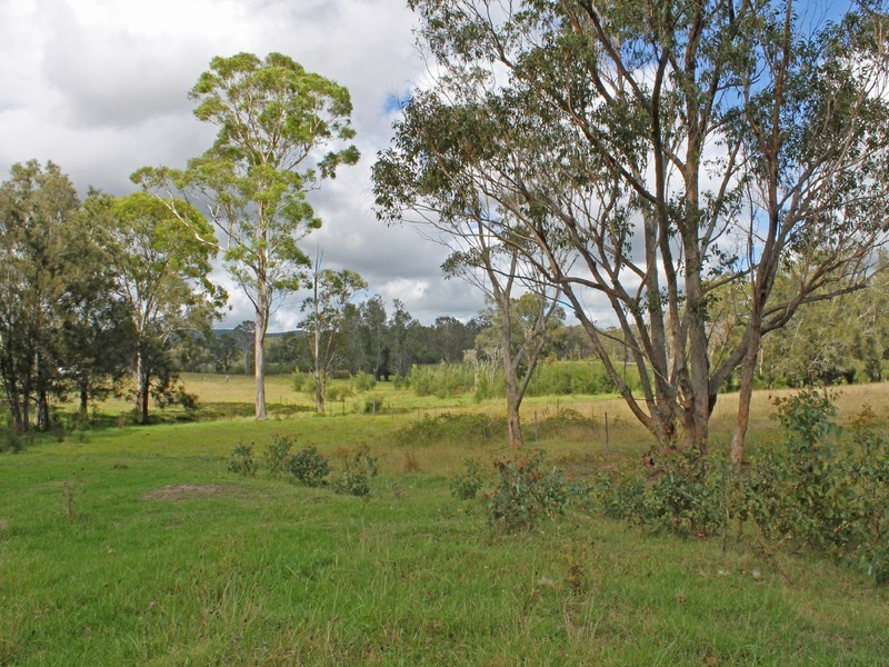 995 Sandy Creek Road, Quorrobolong NSW 2325