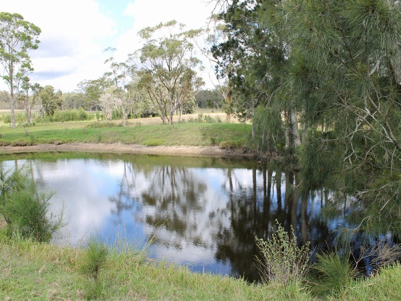 995 Sandy Creek Road, Quorrobolong NSW 2325