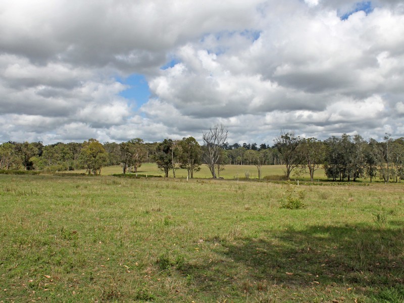 995 Sandy Creek Road, Quorrobolong NSW 2325