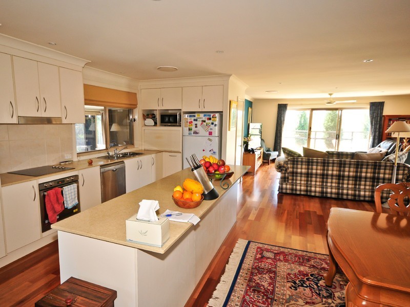 665 Luskintyre Road, Luskintyre NSW 2321