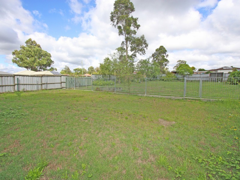 28 Lismore Street, Abermain NSW 2326