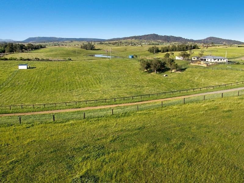 665 Luskintyre Road, Luskintyre NSW 2321