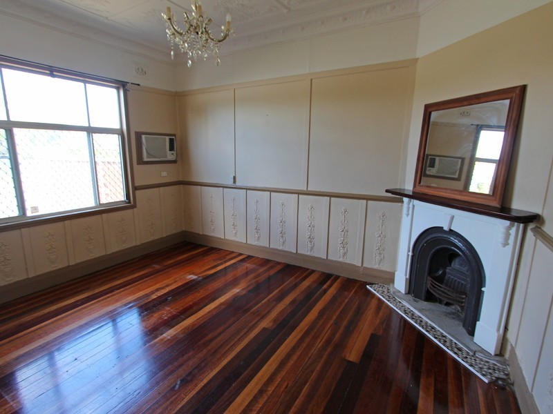 35 Edgeworth Street, Cessnock NSW 2325