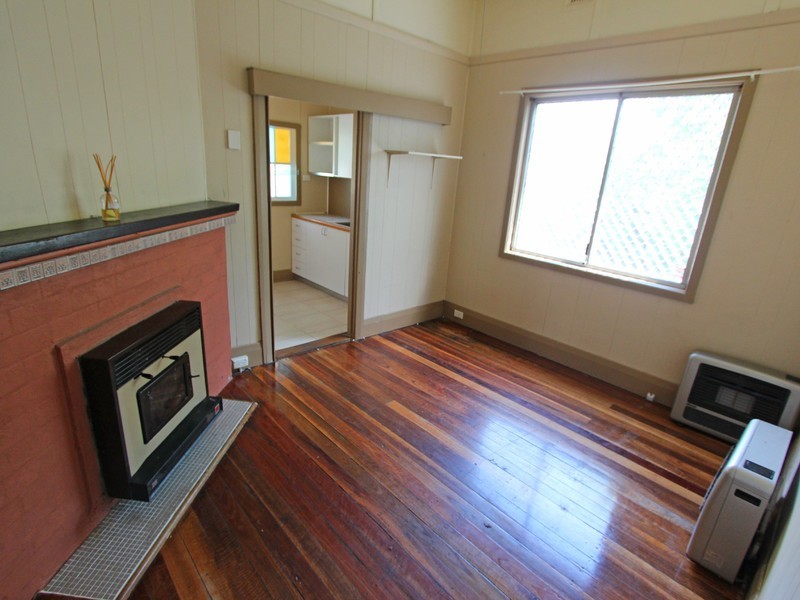 35 Edgeworth Street, Cessnock NSW 2325