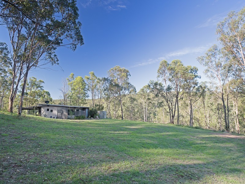 118 Narone Creek Road, Wollombi NSW 2325