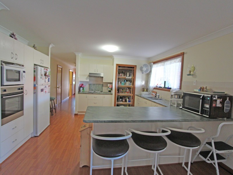 76 Lismore Street, Abermain NSW 2326