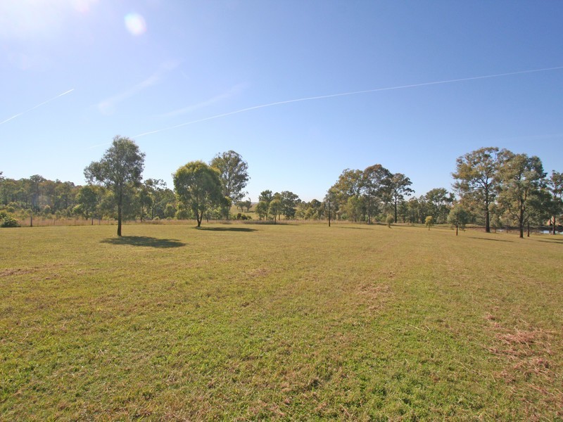 2240 Putty Road, Bulga NSW 2330