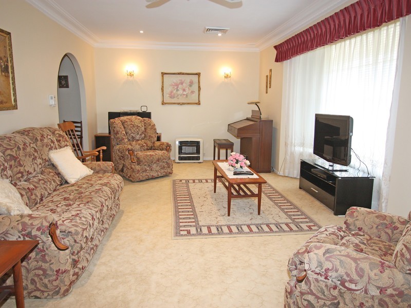 23 Burnett Street, Cessnock NSW 2325