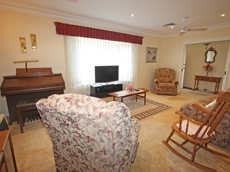 23 Burnett Street, Cessnock NSW 2325