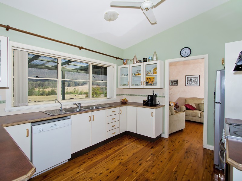 690 Lambs Valley Road, Lambs Valley NSW 2335