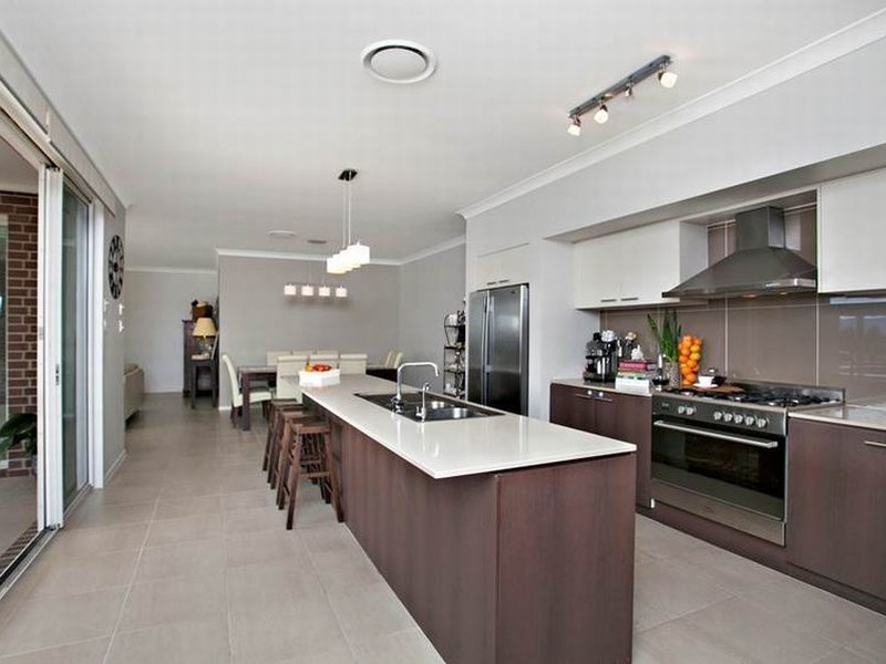 8 Loch Katrine Drive, Lochinvar NSW 2321