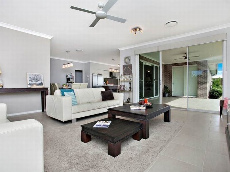 8 Loch Katrine Drive, Lochinvar NSW 2321