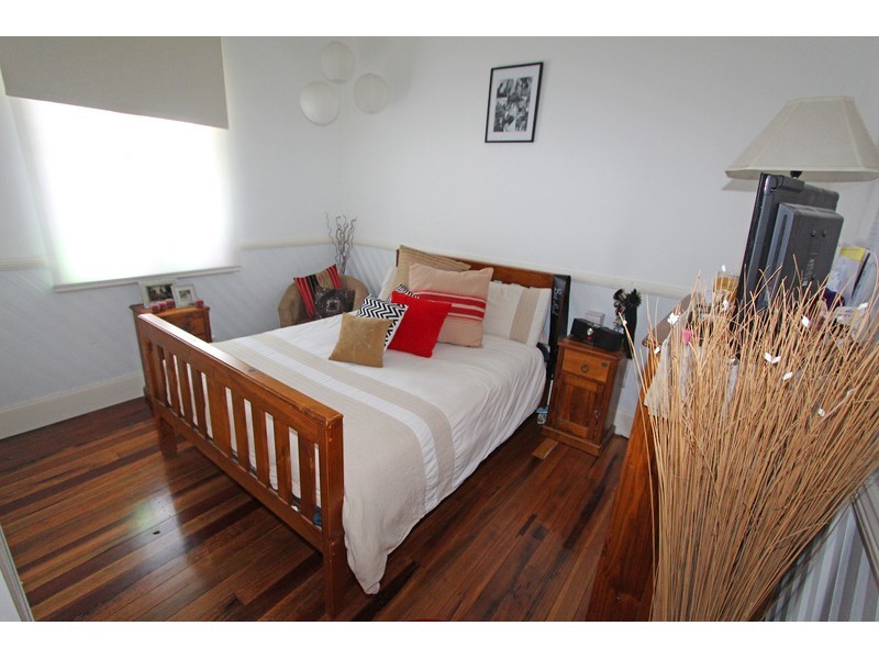 16 Bent Street, Cessnock NSW 2325
